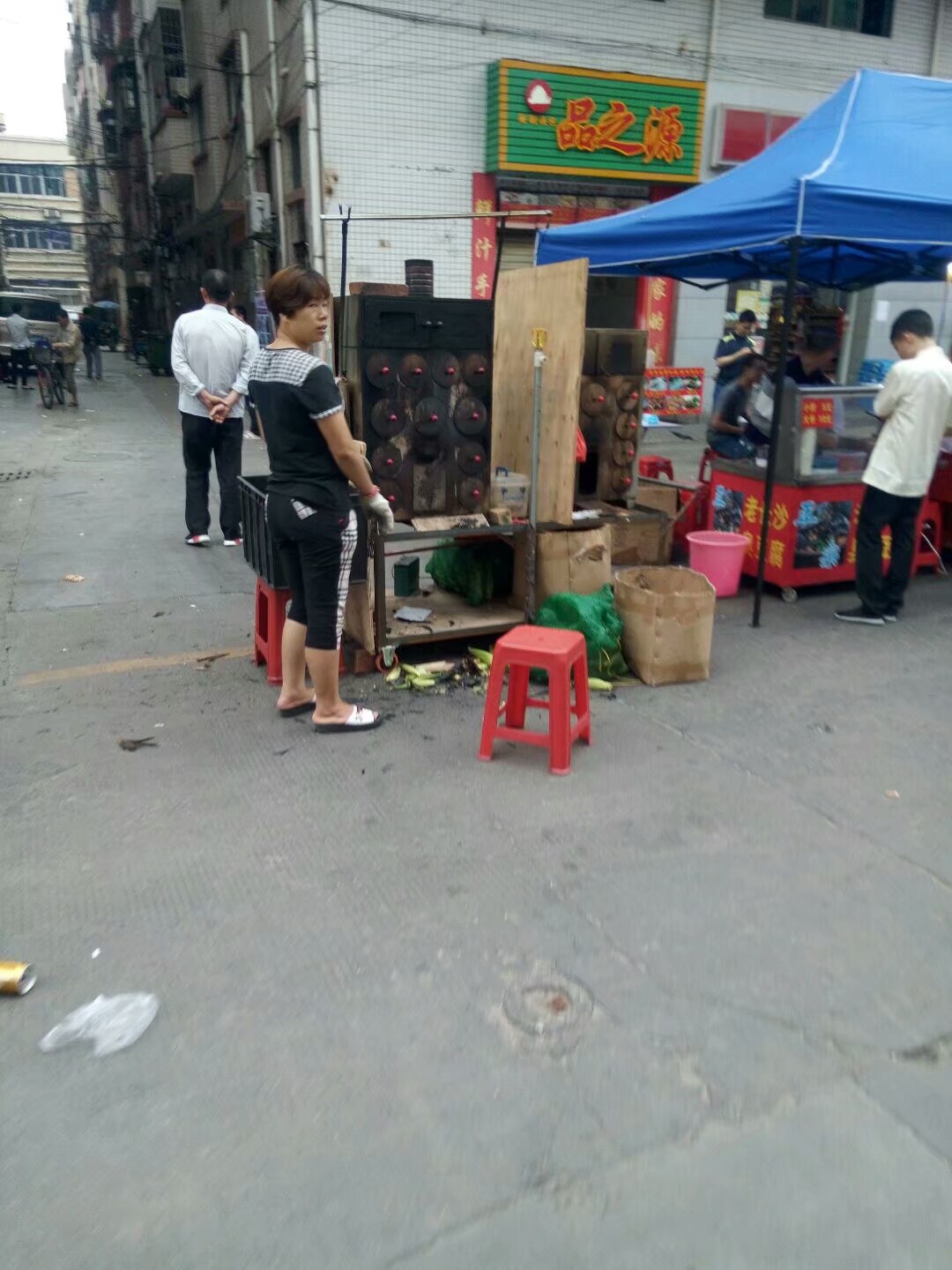 东莞厦边夜市摆摊,东莞长安厦岗地摊夜市