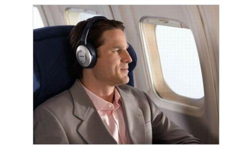 晨看*疆新**｜五一高速小型客车免费通行，*疆新**4300吨铁路桥转体对接