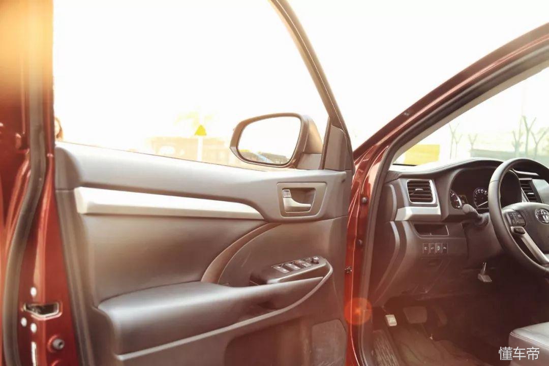 2021款广汽丰田汉兰达增配不加价,2022款汉兰达2.5双擎提车加价