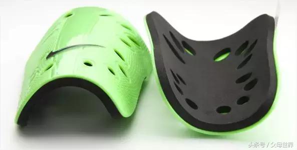 从小踢足球会导致o型腿吗,小孩学足球会是o型腿吗