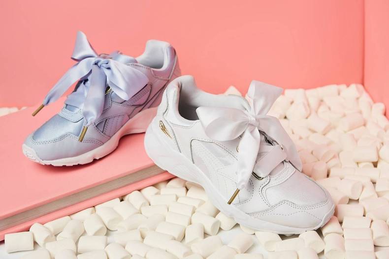 鞋子上的布蝴蝶结怎么绑,帆布鞋绑三个蝴蝶结