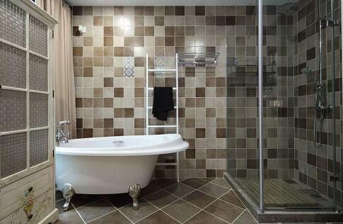 独立浴缸怎么装好看,浴室里面装上浴缸怎样搭配好看