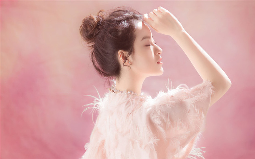 男人明知她刚流产，刚做完节育，怎能把她一个人扔在这里呢？