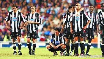 坚守与创新结尾,16年足坛回顾