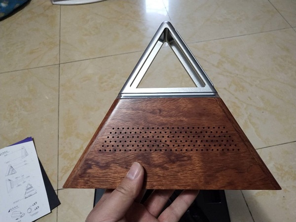 三角形标志的主机,三角形主机