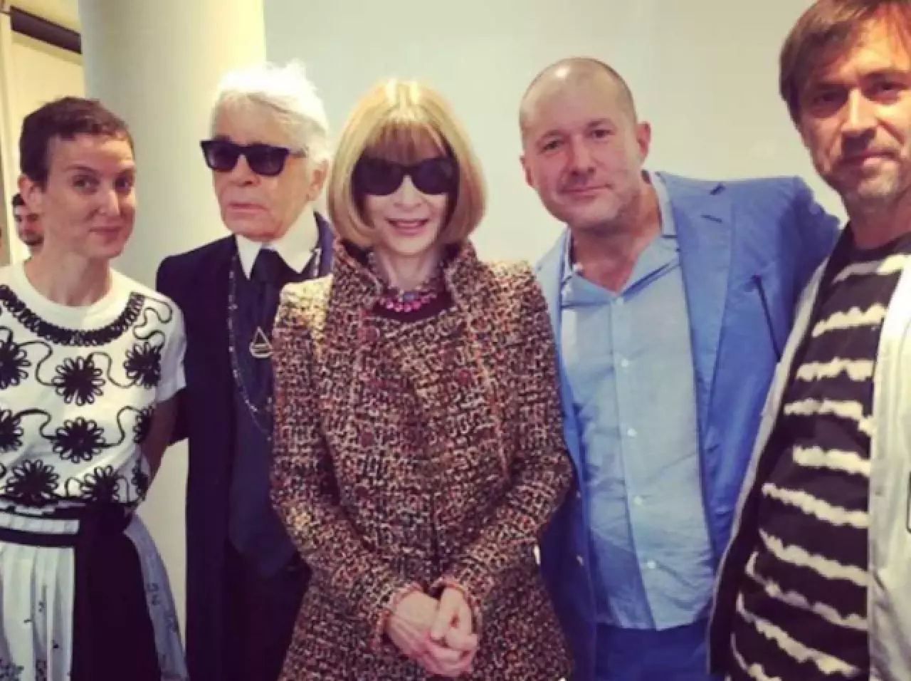 鑻规灉鐧捐揣鍏徃,鑻规灉鐧捐揣鏈夐檺鍏徃