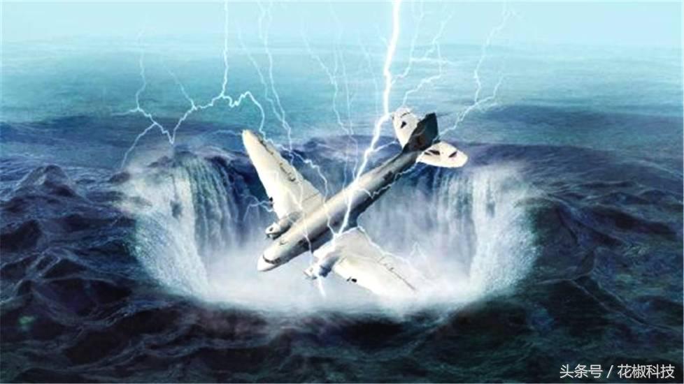 抽干海水为你揭开百慕大三角之谜,百慕大三角海水为什么是黑色的