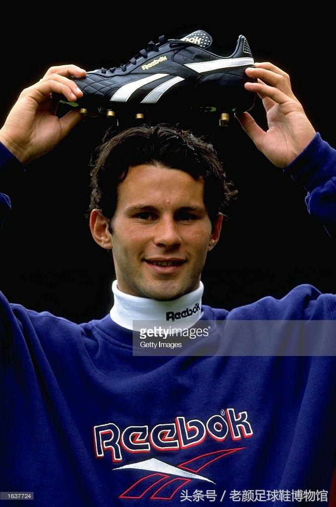 1994世界杯足球鞋回顾视频,2010世界杯足球鞋款式