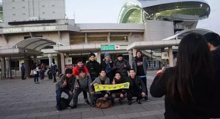 足球勋章轻质泥,足球青春的印记