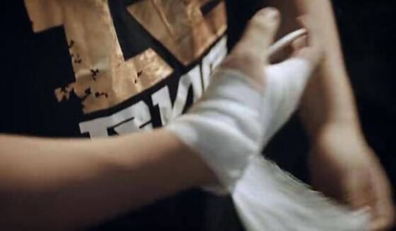 uzi手伤图片,uzi手伤