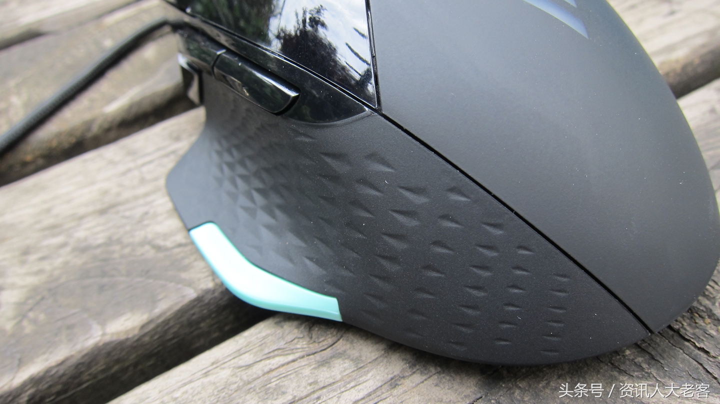 vt900鼠标升级固件,雷柏vt9pro双高速鼠标评测