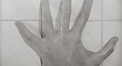 希区柯克美人计片段,希区柯克后窗片段