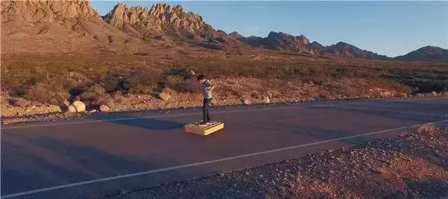 带你装逼带你飞铲车视频,悬浮滑板推荐