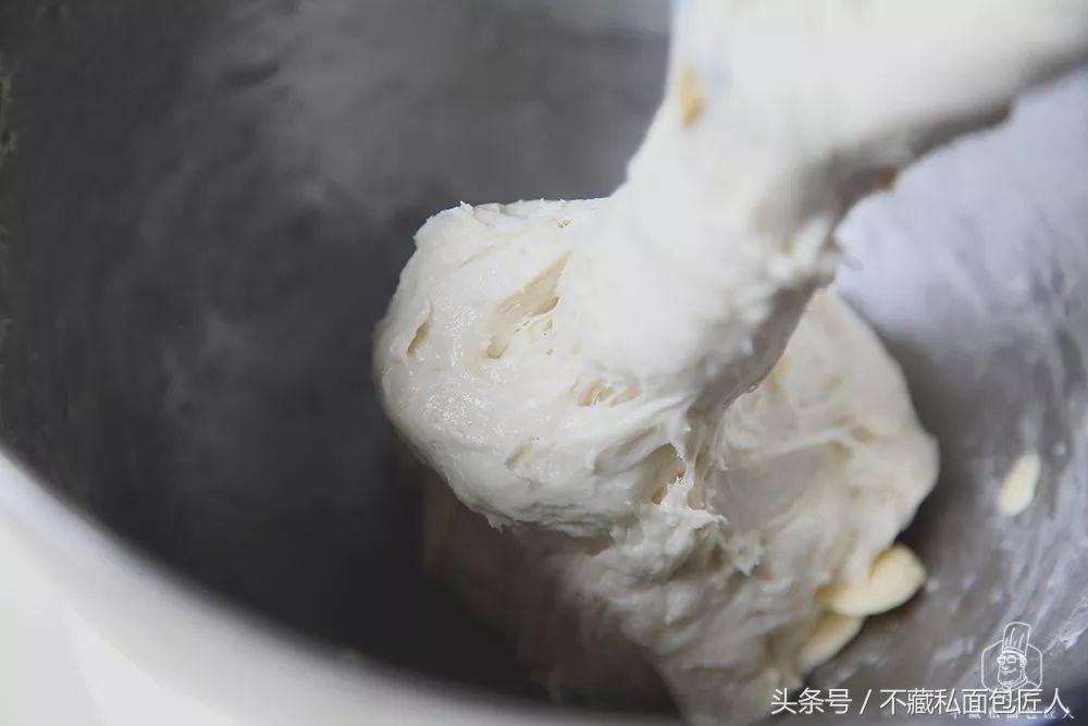 揉面团怎样才算揉好了,揉面团怎么样才知道揉成功