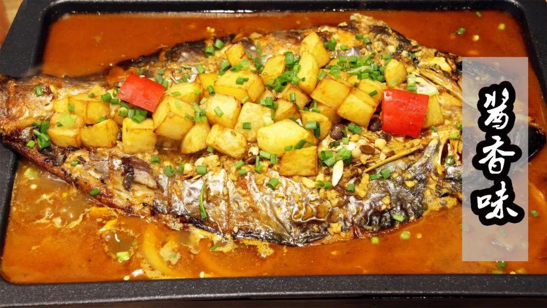 穿梭于苏城的猫大侠，举着鱼票正到处找你！