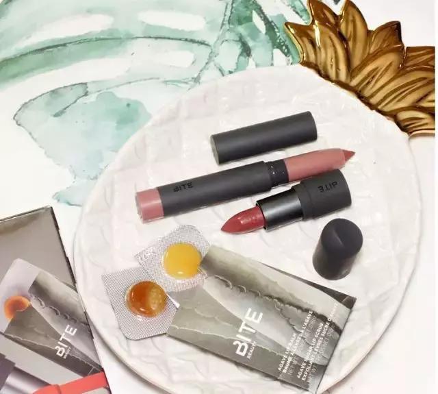 一恍11年，归来仍是少女颜！