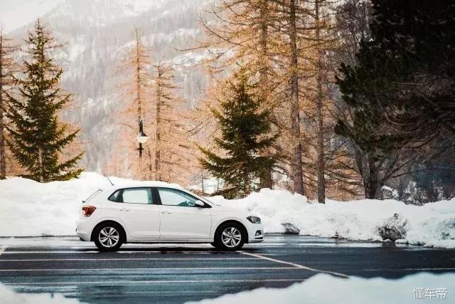 大众polo2022款1.5t和飞度1.5t,新款大众polo试驾