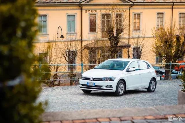 试驾最新款大众polo评测视频,海外2020大众polo