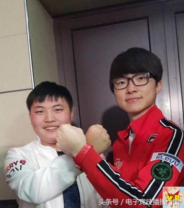 uzi多少钱签约虎牙,uzi价格表大全