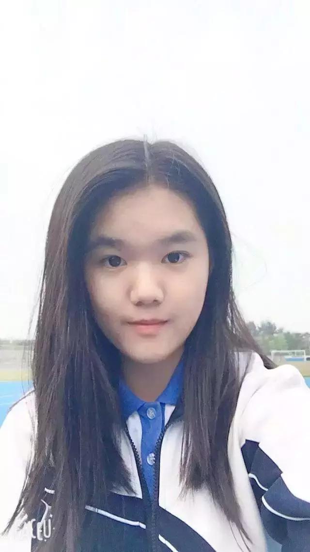 我在西乡中学，等一个人！