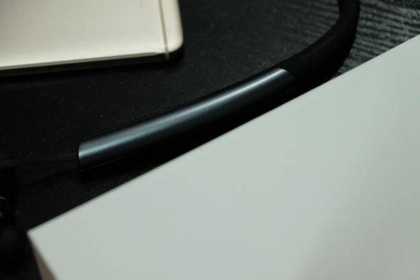 z1运动蓝牙耳机,z1蓝牙耳机跟f1哪个好