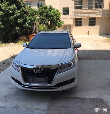 本田凌派底盘加强,凌派2022款180turbocvt豪华版油耗