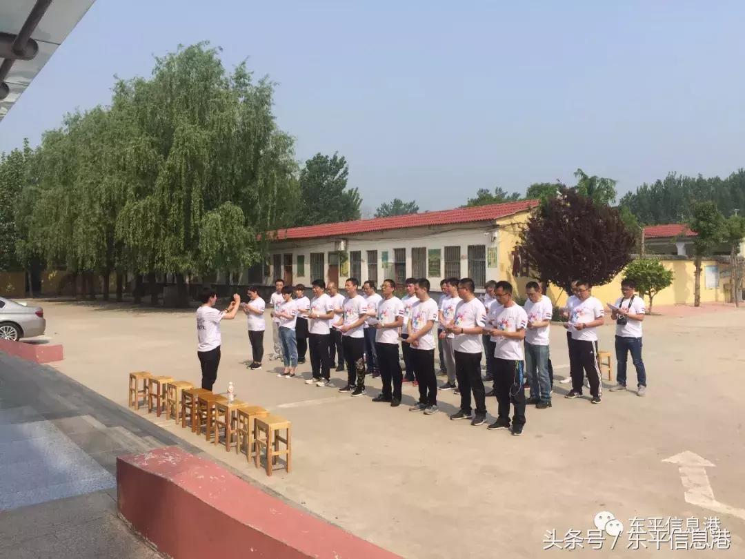 感恩母校捐书活动,校友为母校捐书活动