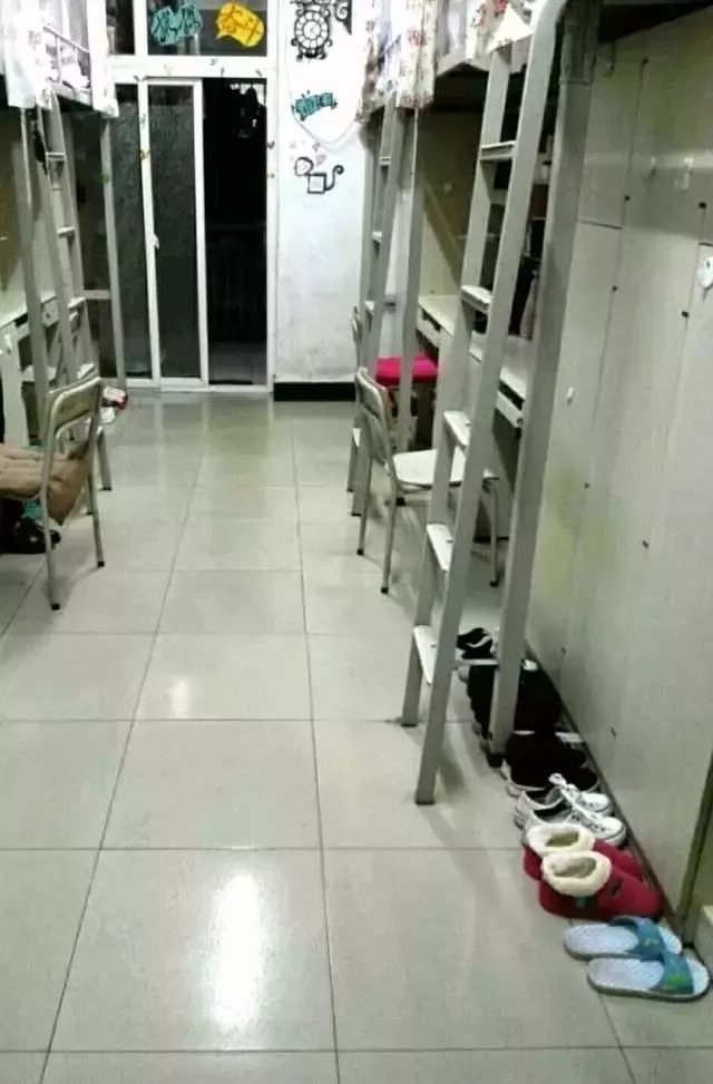 晒一晒你的大学宿舍,大学最好的双人宿舍