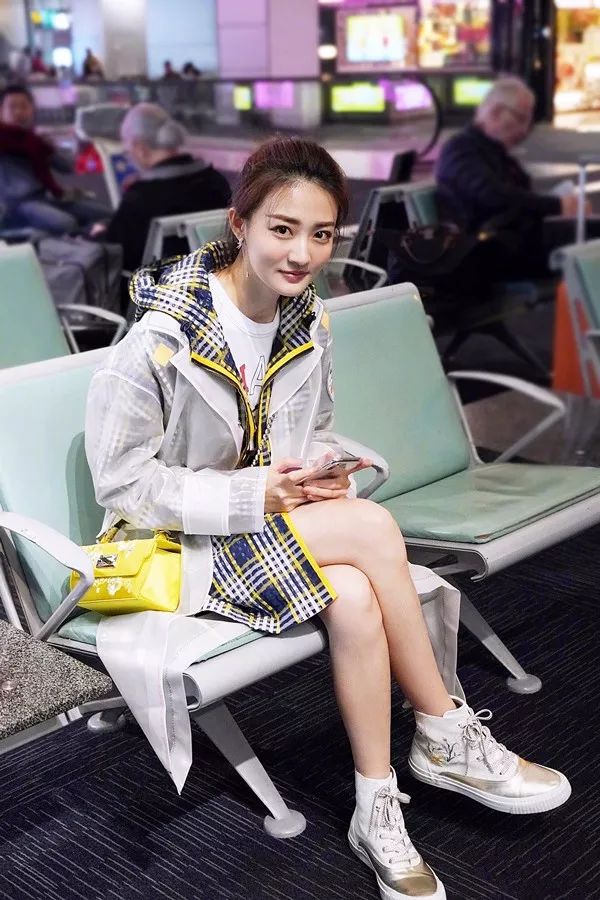 pvc双肩背包,pvc背包比真皮耐用吗