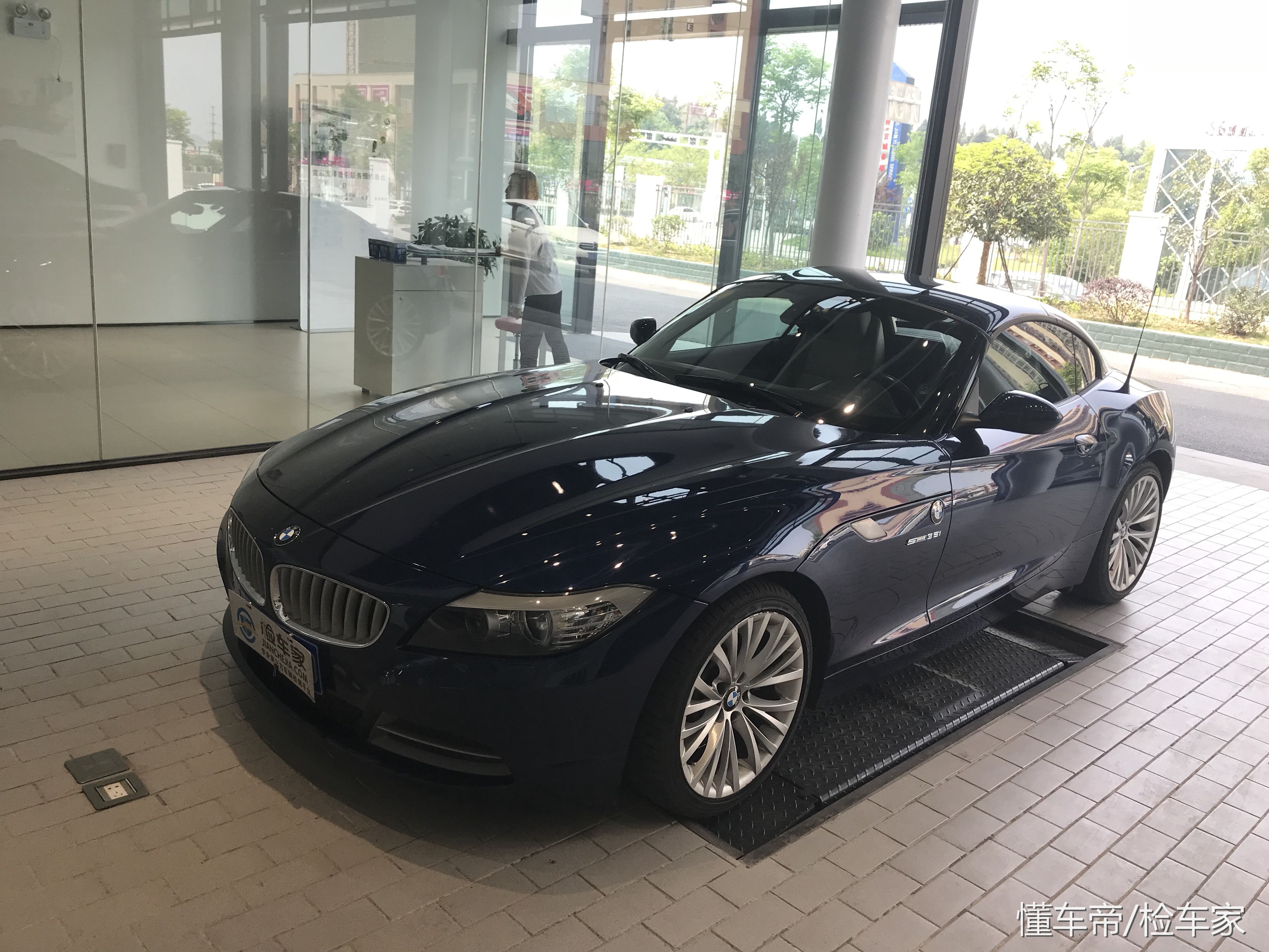 城市代步有逼格的车宝马z4,最新款的宝马z4颜值爆表帅气逼人