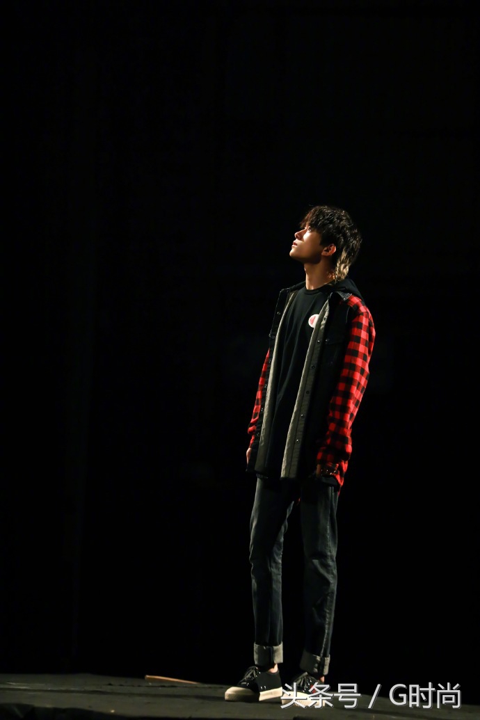 易烊千玺带火的潮牌,易烊千玺的球鞋有没有让你很喜欢