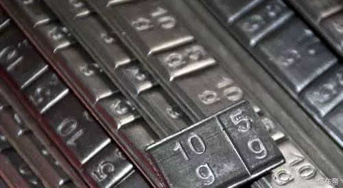 四轮定位和动平衡有啥不同,四轮定位跟动平衡有什么不一样