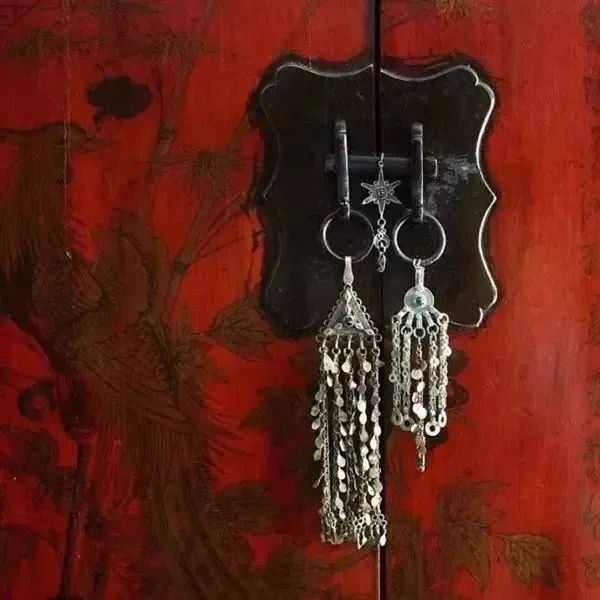 从前的锁古朴图片,庄严古朴的中国锁