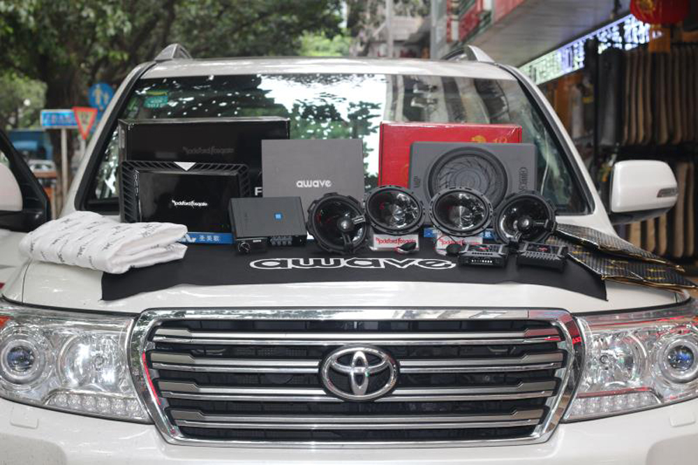 丰田陆巡音响改装30万,丰田陆地巡洋舰音响效果怎么样