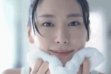 怎样卸妆最干净不伤皮肤,混合性皮肤适合用什么卸妆产品