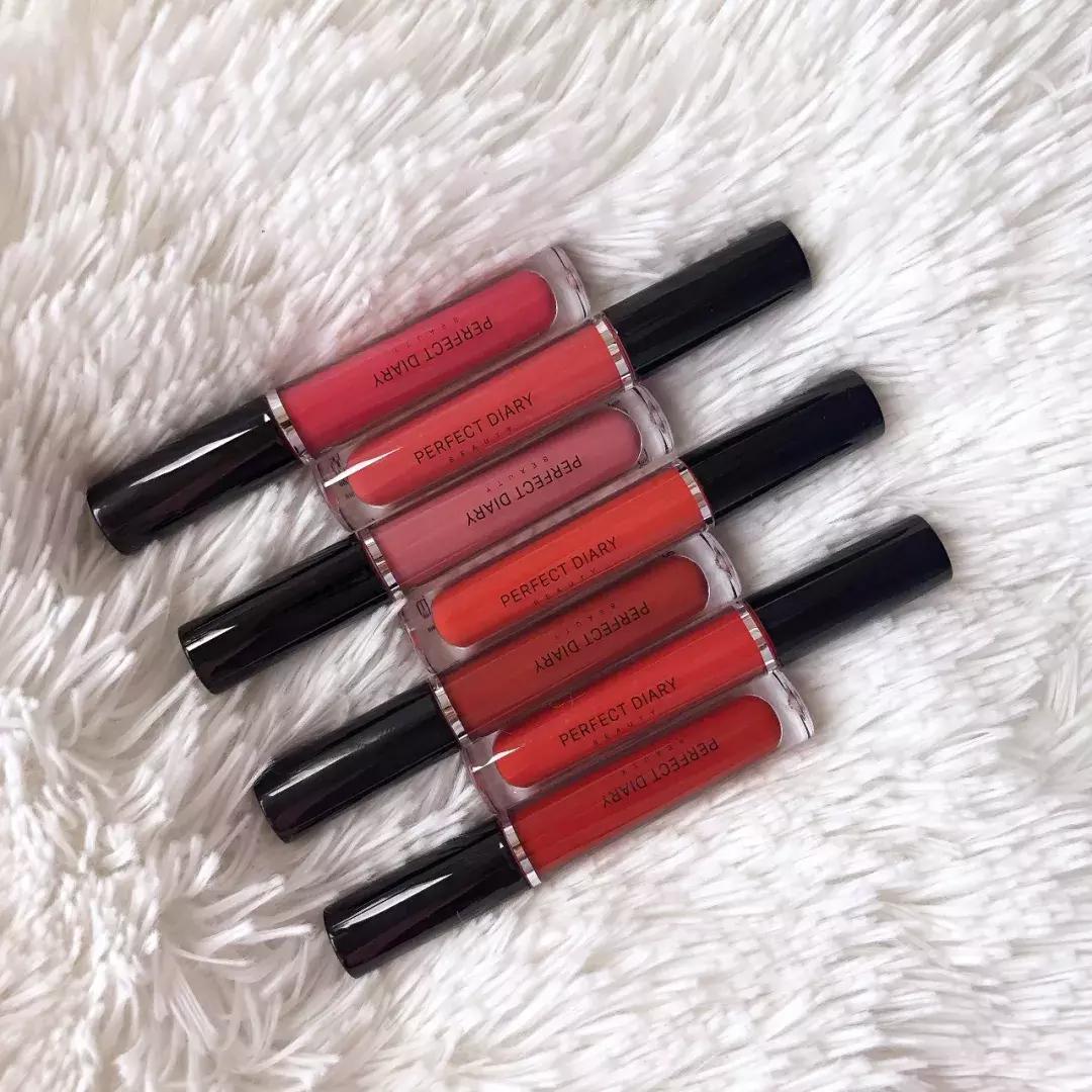 60元两支唇釉,60元两支的空气唇釉