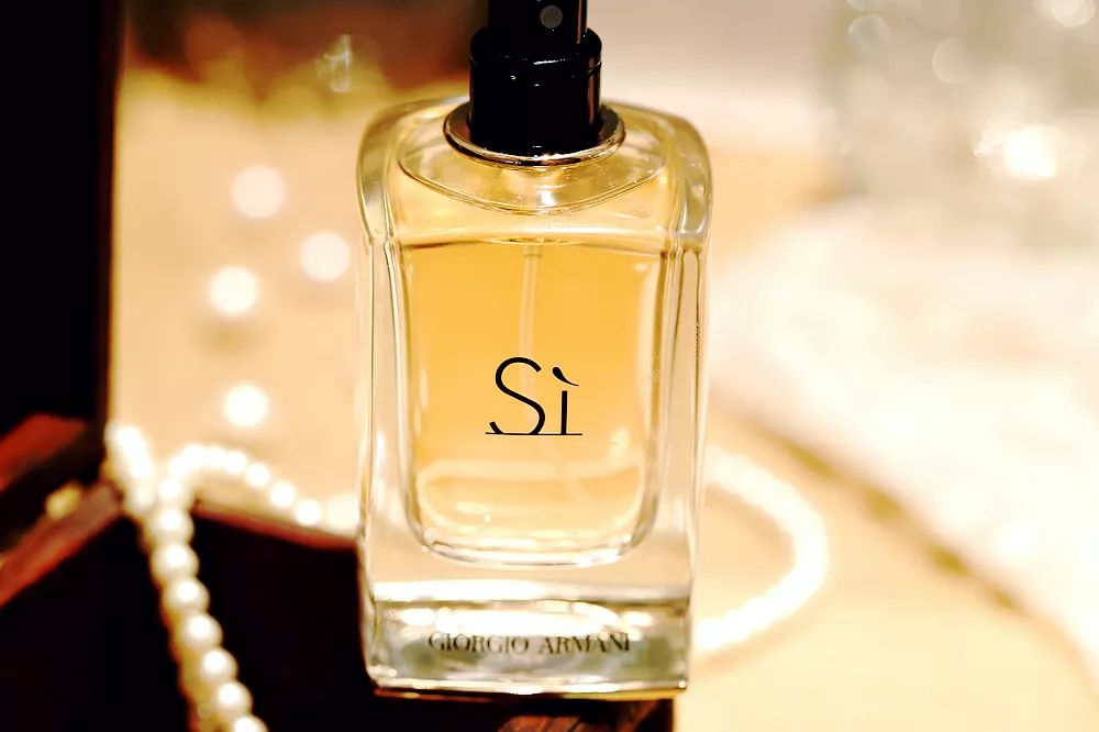 对妈妈说我的YSL只有50块!