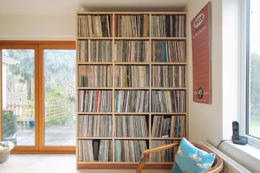 遇见喜欢黑胶的伴侣有多难得?这对夫妻已经收集了近40年唱片