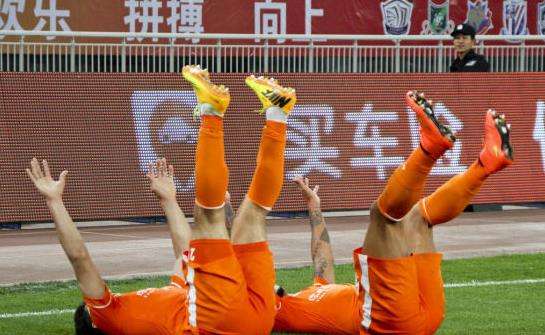 各地球迷对国安京骂的看法,中超北京国安球迷冲突