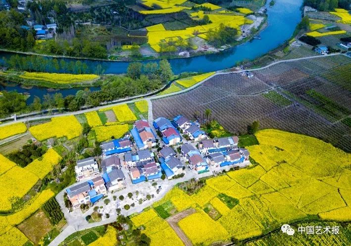 汶川大地震志愿者影集,汶川十年影像