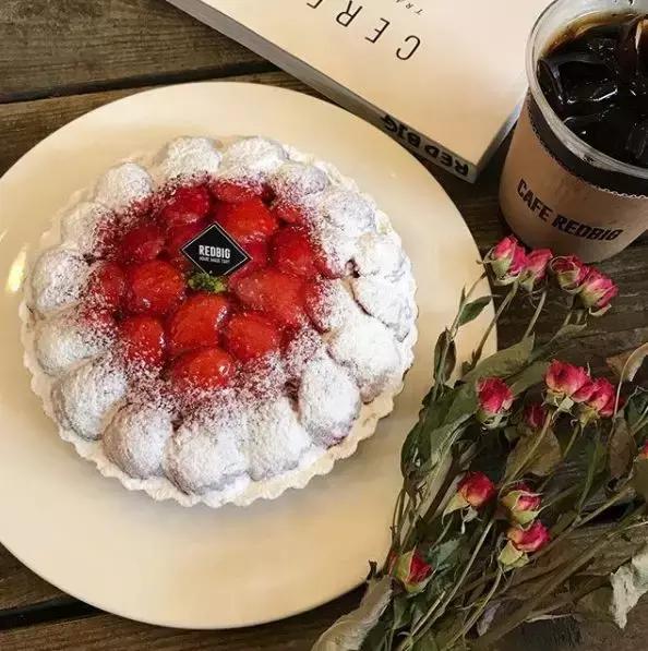 为喜欢自拍的小仙女打造的咖啡店！据说90%的韩国妹子都去打过卡