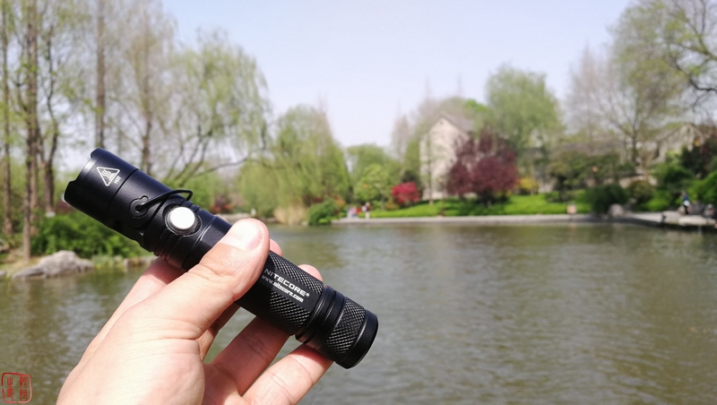 全能小怪-NITECOREMT21C使用体验