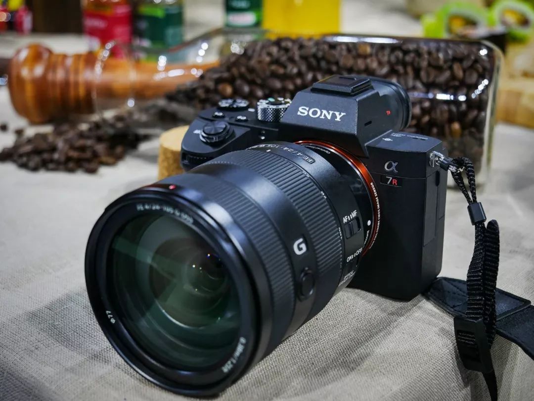 全画幅价格最低的单反,都是全画幅为什么价格差距大