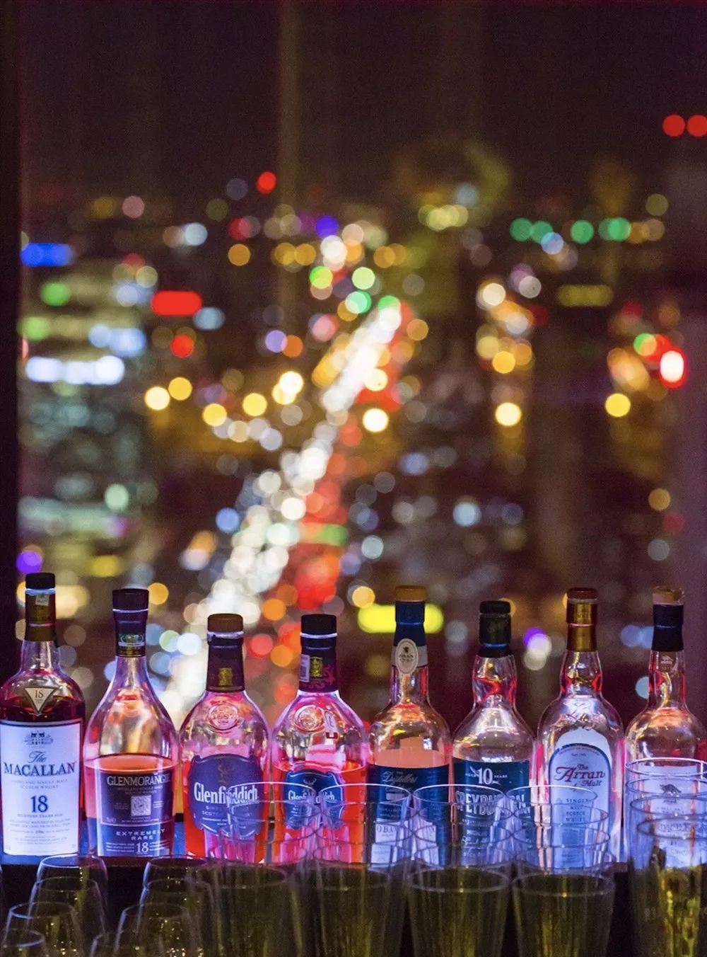 成年后摸高跳可以增高吗 (成年后可以再增高2厘米)