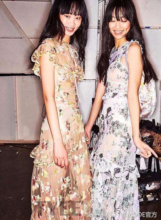 慵懒风印花上衣,便宜又好看的蓝色印花衣服