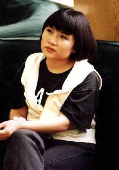 还记得唱《青藏高原》的李娜吗在最红的时候出家原因曝光太感人