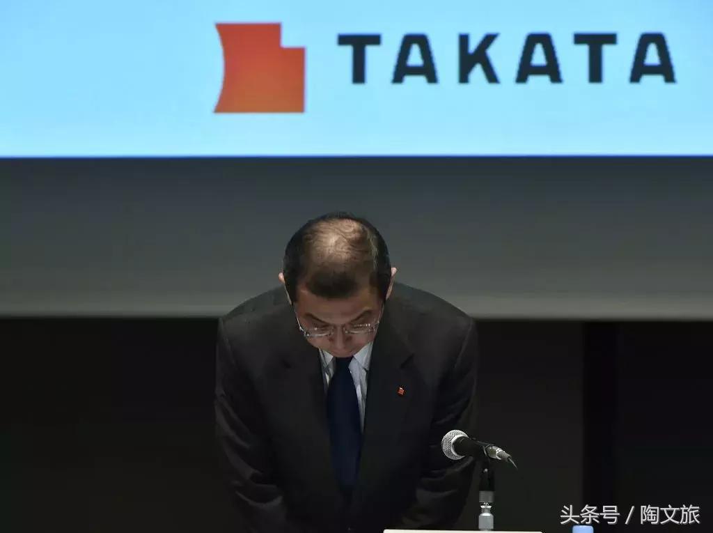 鍗佸嚑涓囧張甯呭張蹇殑濂ヨ开璺戣溅,浣庤皟鍗村缇庡疂椹ゥ杩殑姹借溅