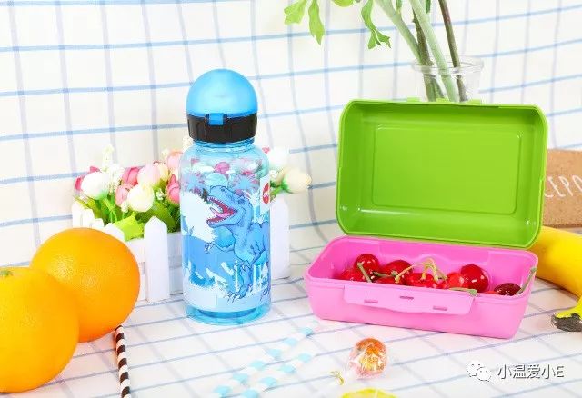 宝宝水壶推荐1-3岁夏天简单,夏天水壶推荐学生高颜值