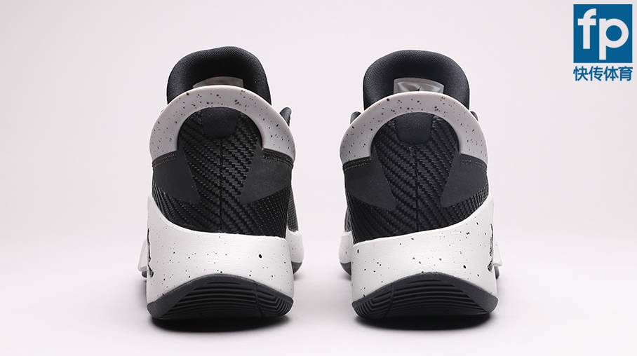 airjordanflylockdown白灰橙测评,jordanflylockdown偏大偏小