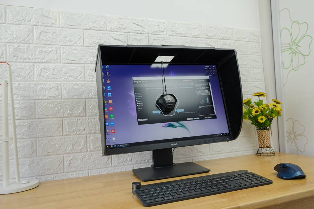 明基sw240显示器怎么设置,明基显示器sw240颜色饱和度过高